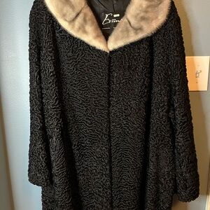 Evan’s Fur Coat Paris, Chicago, Milan Sz. 24X36”